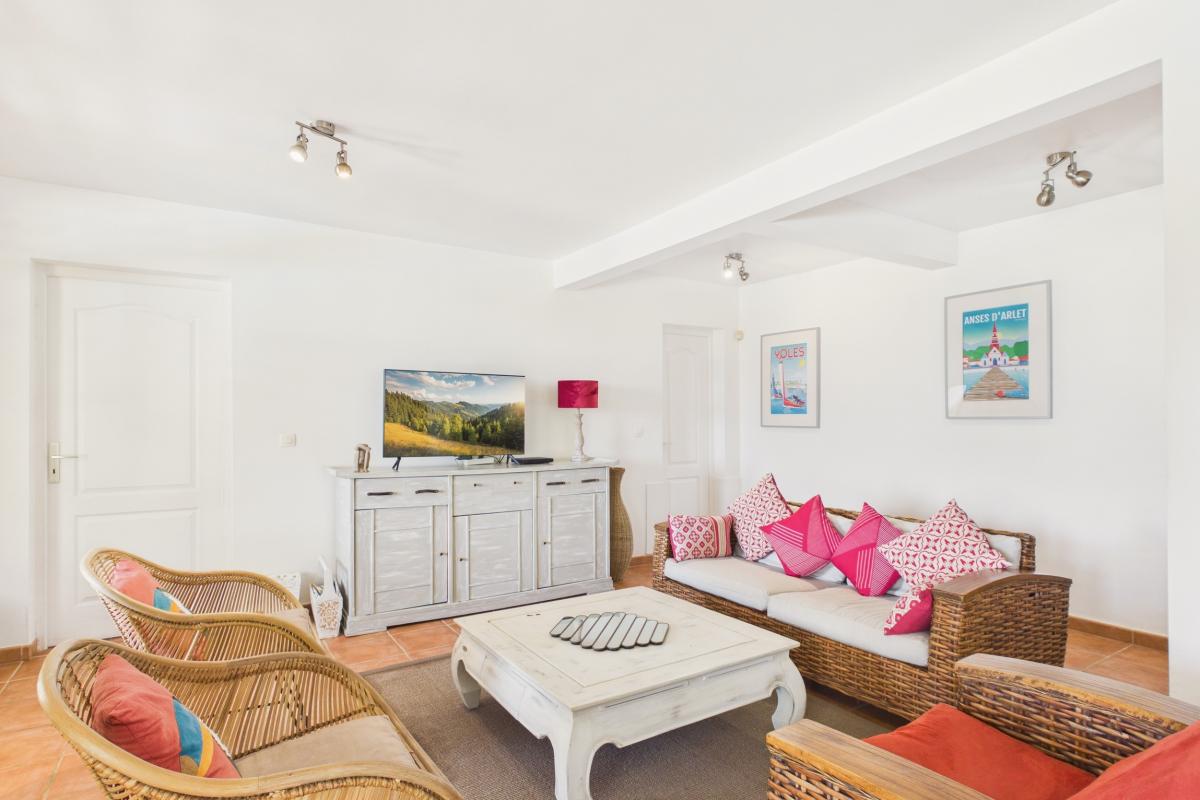 Location villa 6 personnes martinique vue canapé 3 places